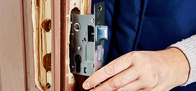 Garage Door Lock Replacement Simpsonville